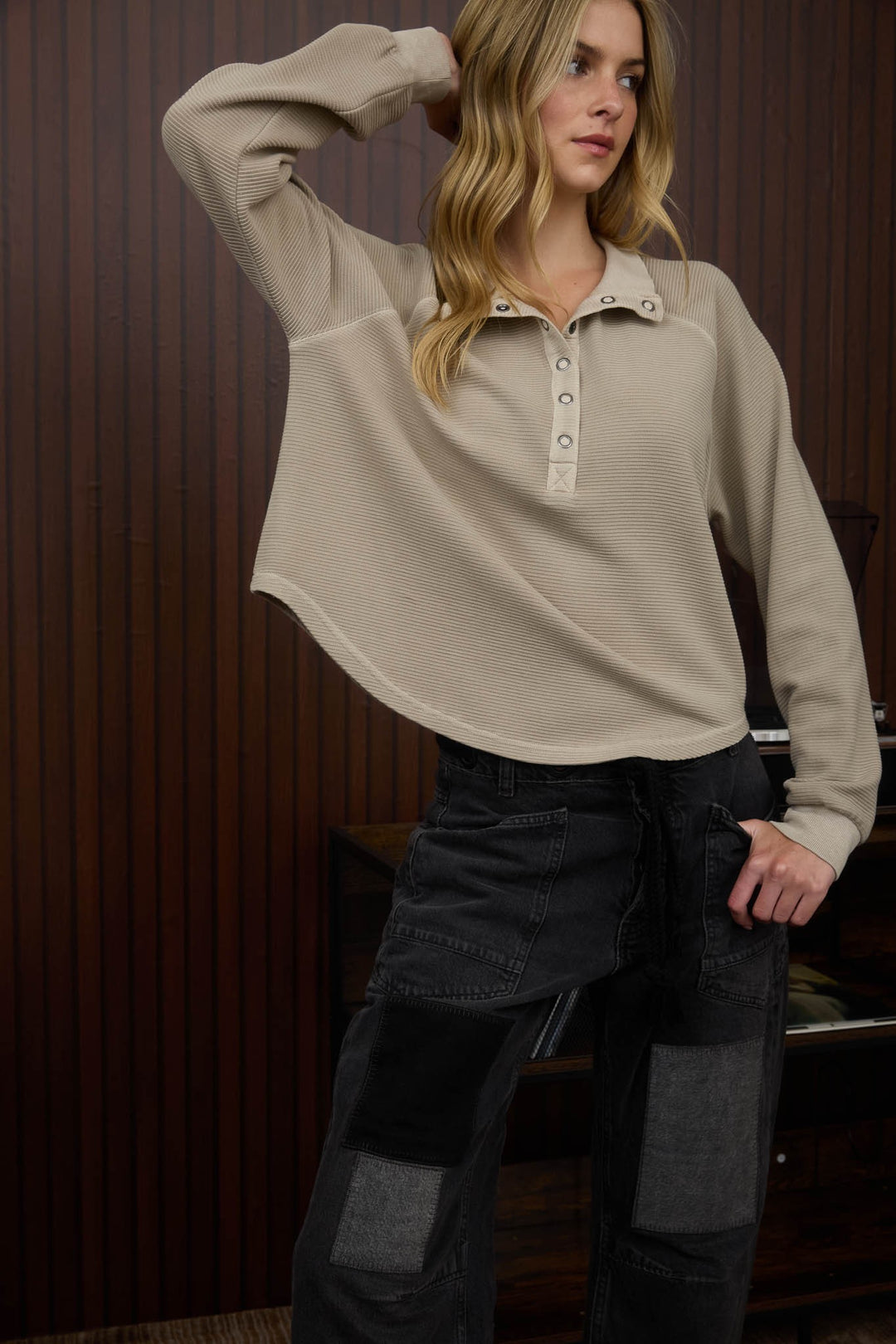 Sela Mock Neck Henley