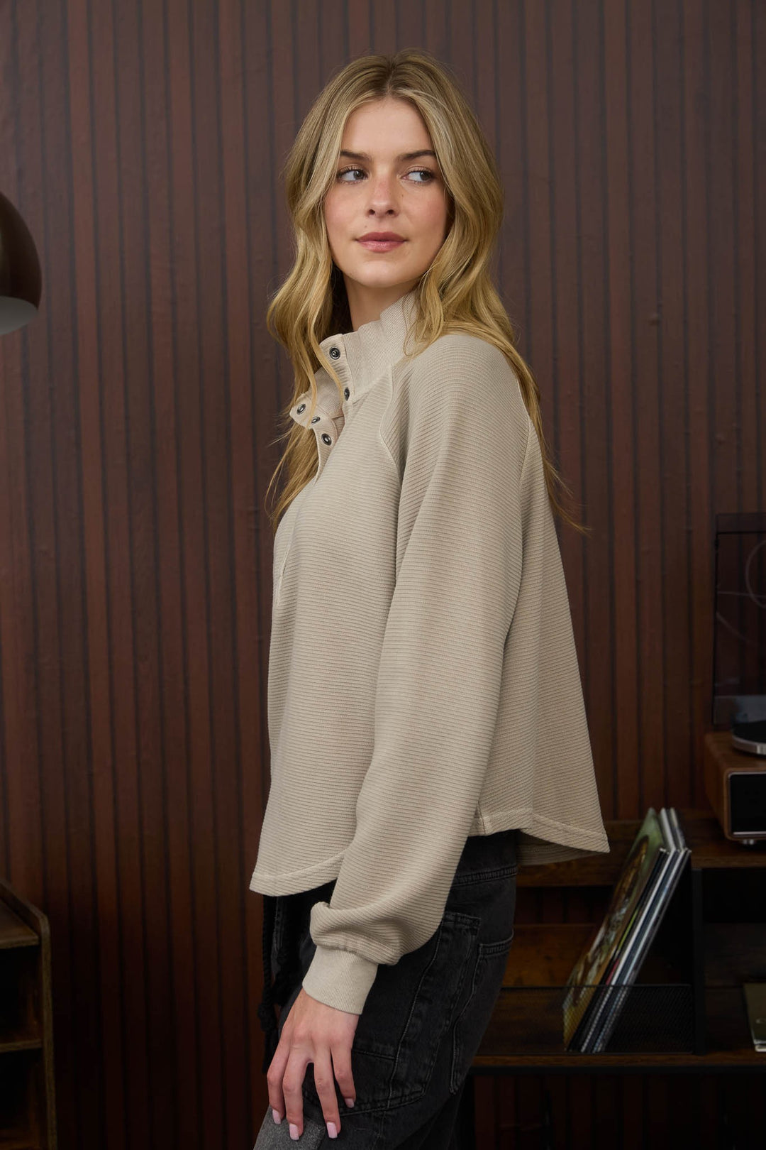 Sela Mock Neck Henley