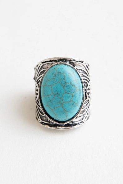 Vada Floral Engraged Round Turquoise Ring