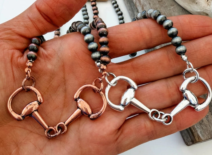 Sable Ridge Horsebit Necklace