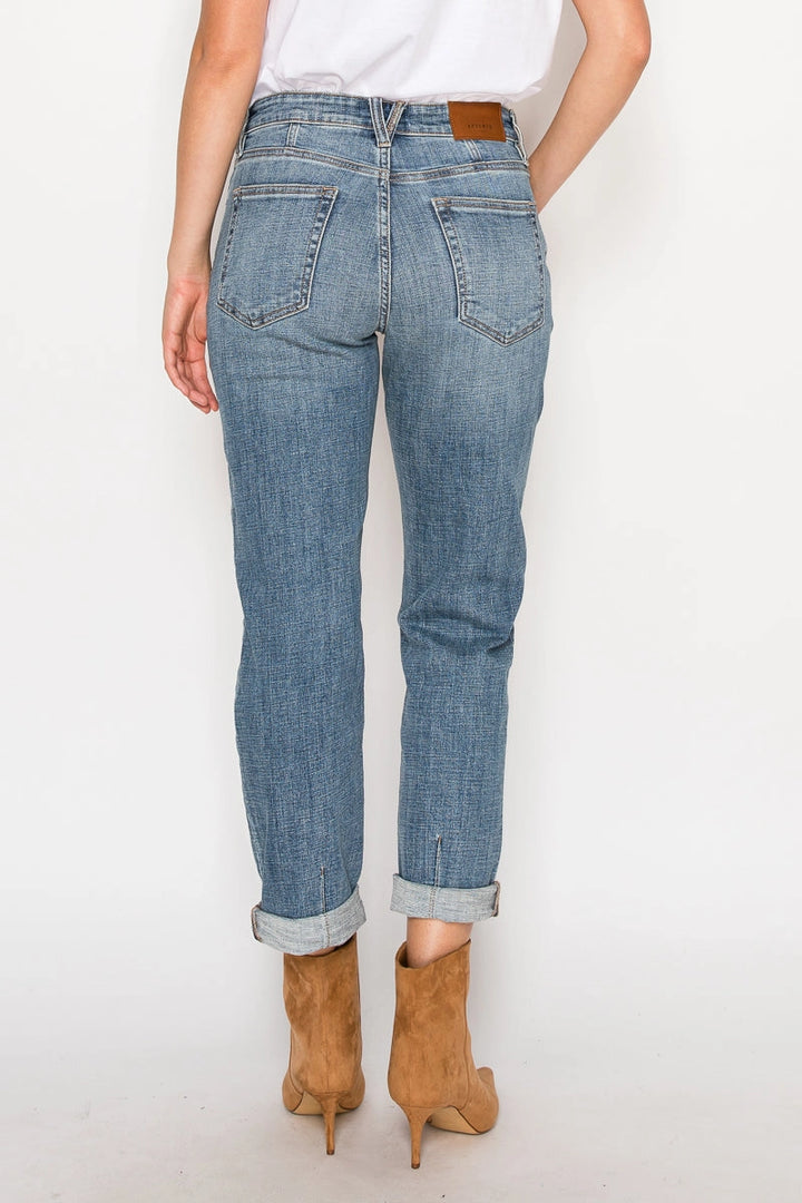 Livvy Modern Boyfriend Jeans